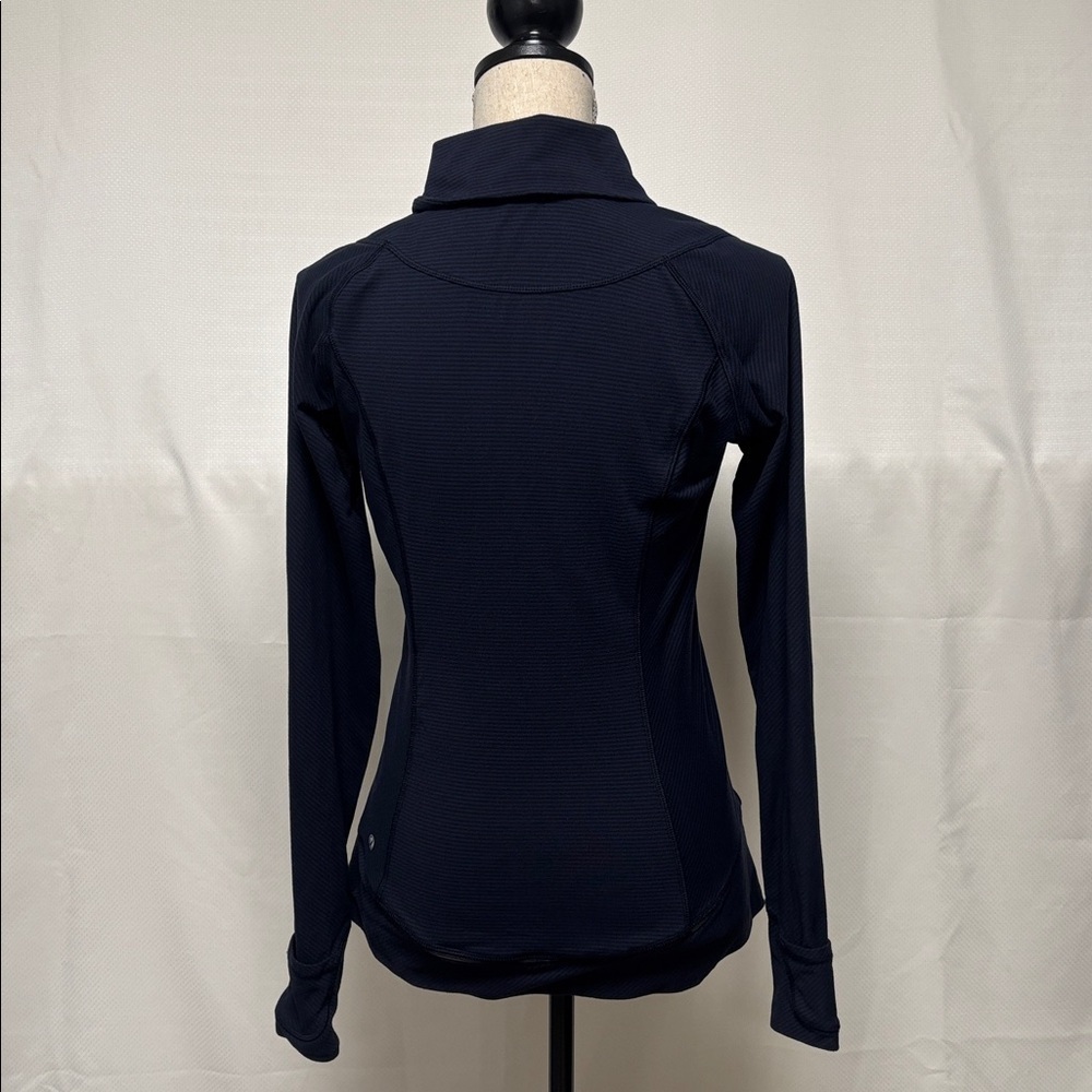 Lululemon Think Fast Pullover - Picture 4 of 5